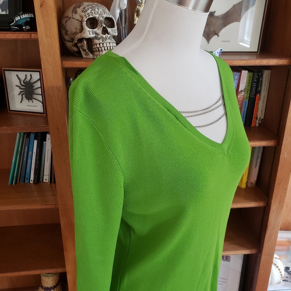 BRIGHT GREEN METAL BLOUSE!